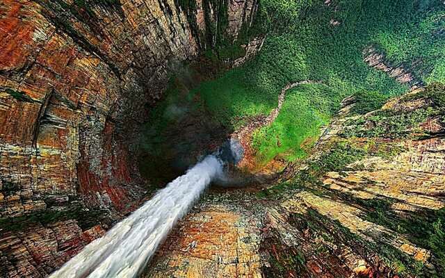 41 foto's van 's werelds meest spectaculaire watervallen
